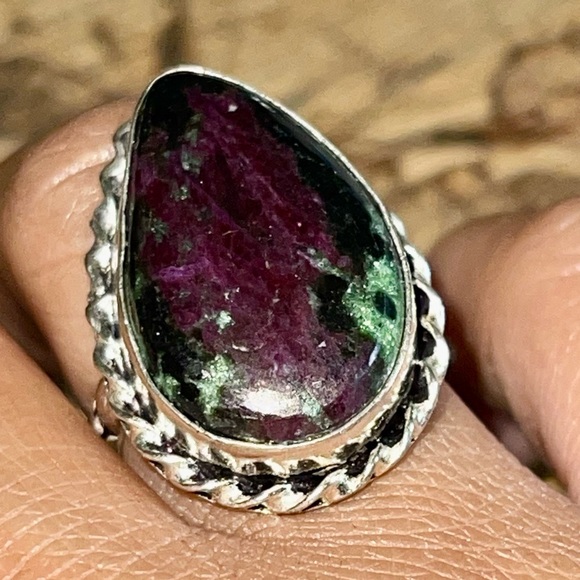 Ruby Zoisite Ring Size 7 1/4 - Picture 3 of 8